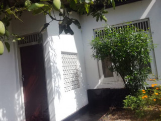 Sale for land and house in Pannipitiya area 