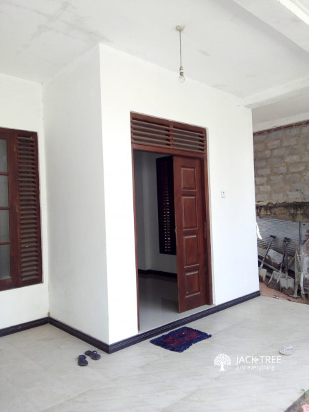House For rent very close to Kaluthara Nagoda General Hospital