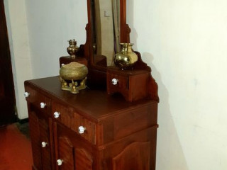 Lenora Antiques and Designer Furniture ..