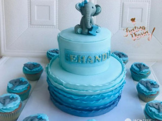 Baby elephant themed cake & Cupcakes  DM for Orders  0719890732