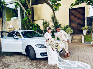BMW car rent for weddings & homecommings