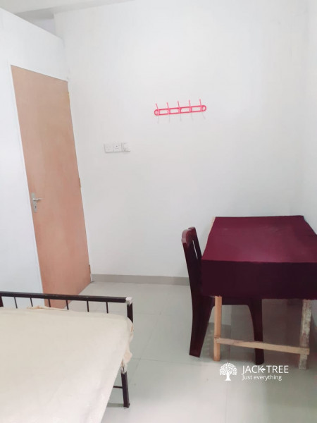 Room( single room ) for rant girls in Nugegoda