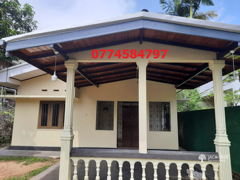 House for rent 3 bed room,1 bath room, Verandah, two kitchens, fo