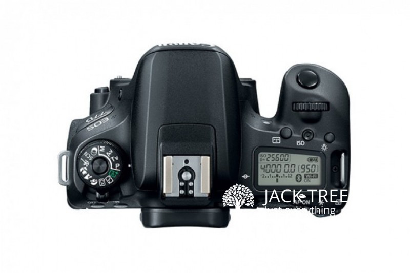 Canon EOS 77d dslr camera