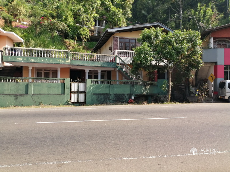 House for sale facing gampola kandy main road